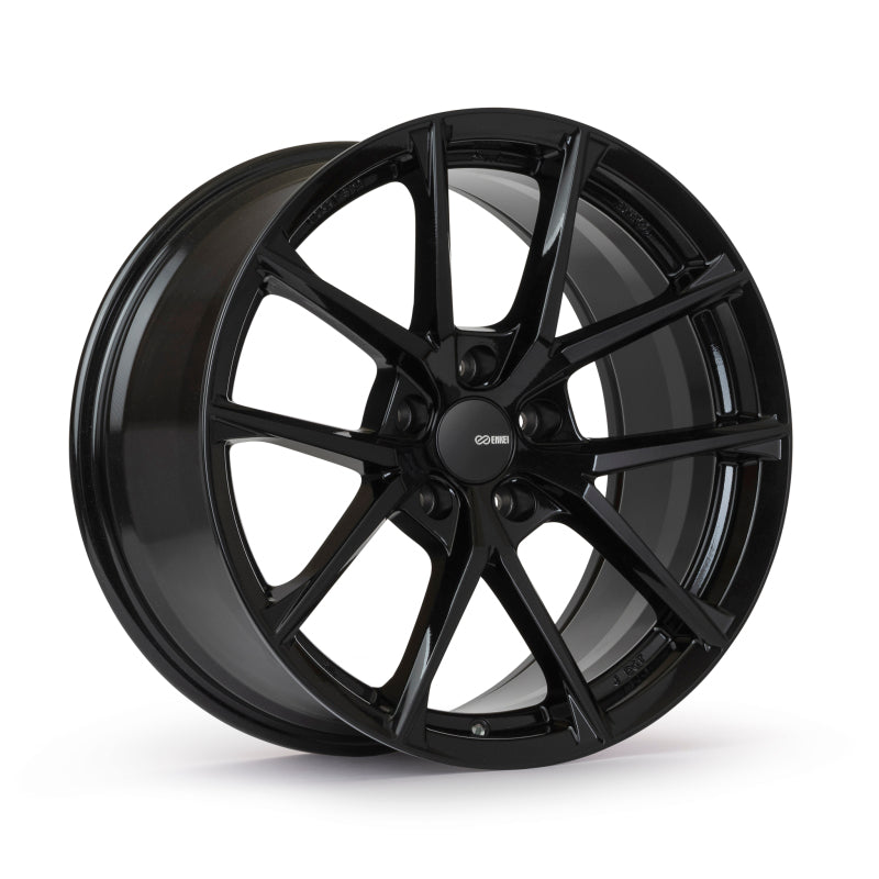 Enkei Helix 18x8 / 5x114.3 Bolt Pattern / 45mm Offset / 72.6mm Bore - Black Wheel