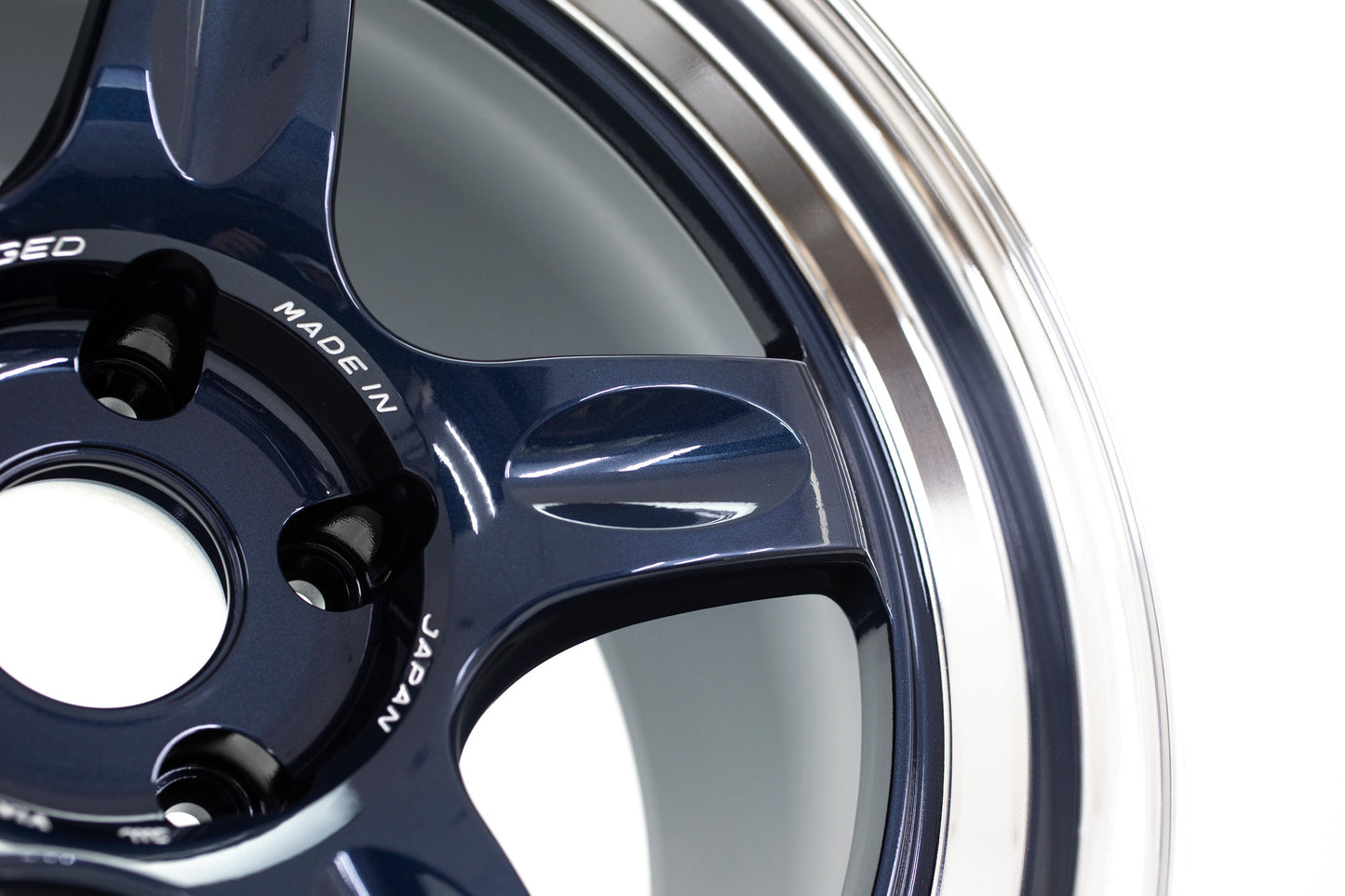 Volk 21C 18x9.5 +20 Mag Blue/Diamond cut lip 5X114.3