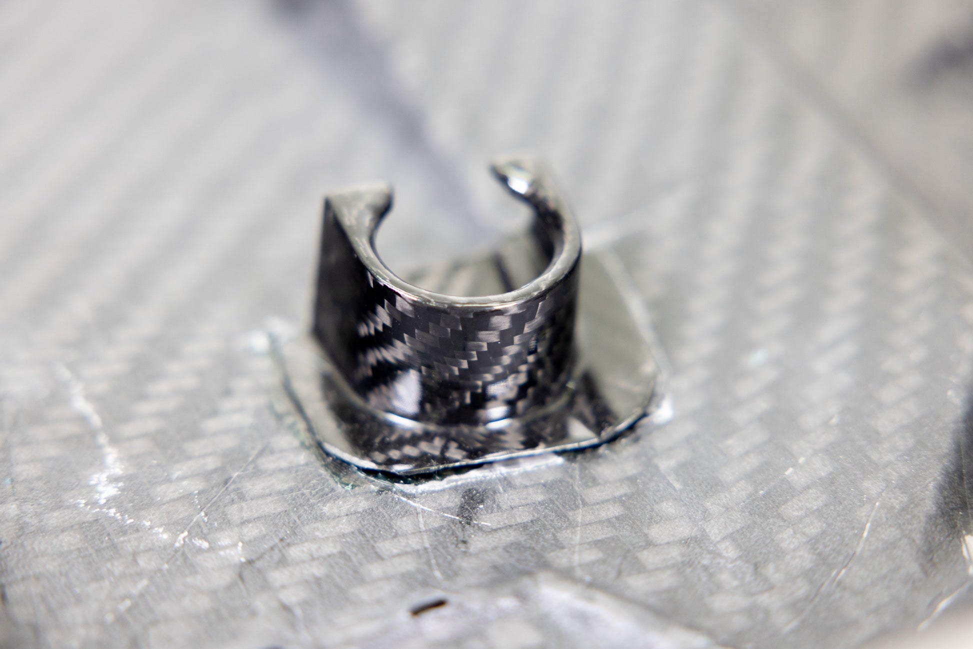 G80 CARBON FIBER ENGINE COVER - ARM Motorsports