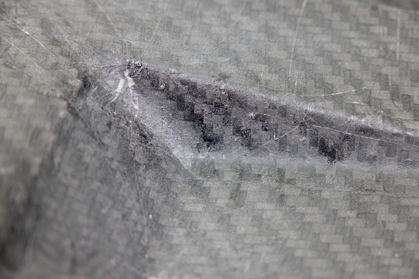 G80 CARBON FIBER ENGINE COVER - ARM Motorsports