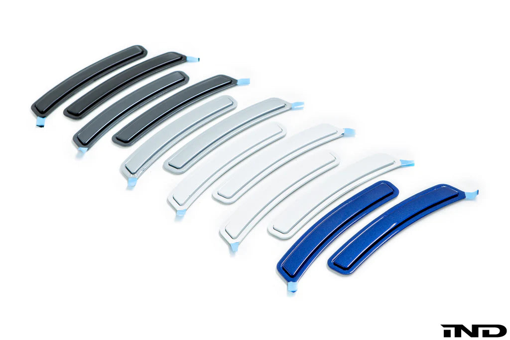 IND BMW G20 3-Series Painted Front Reflector Set