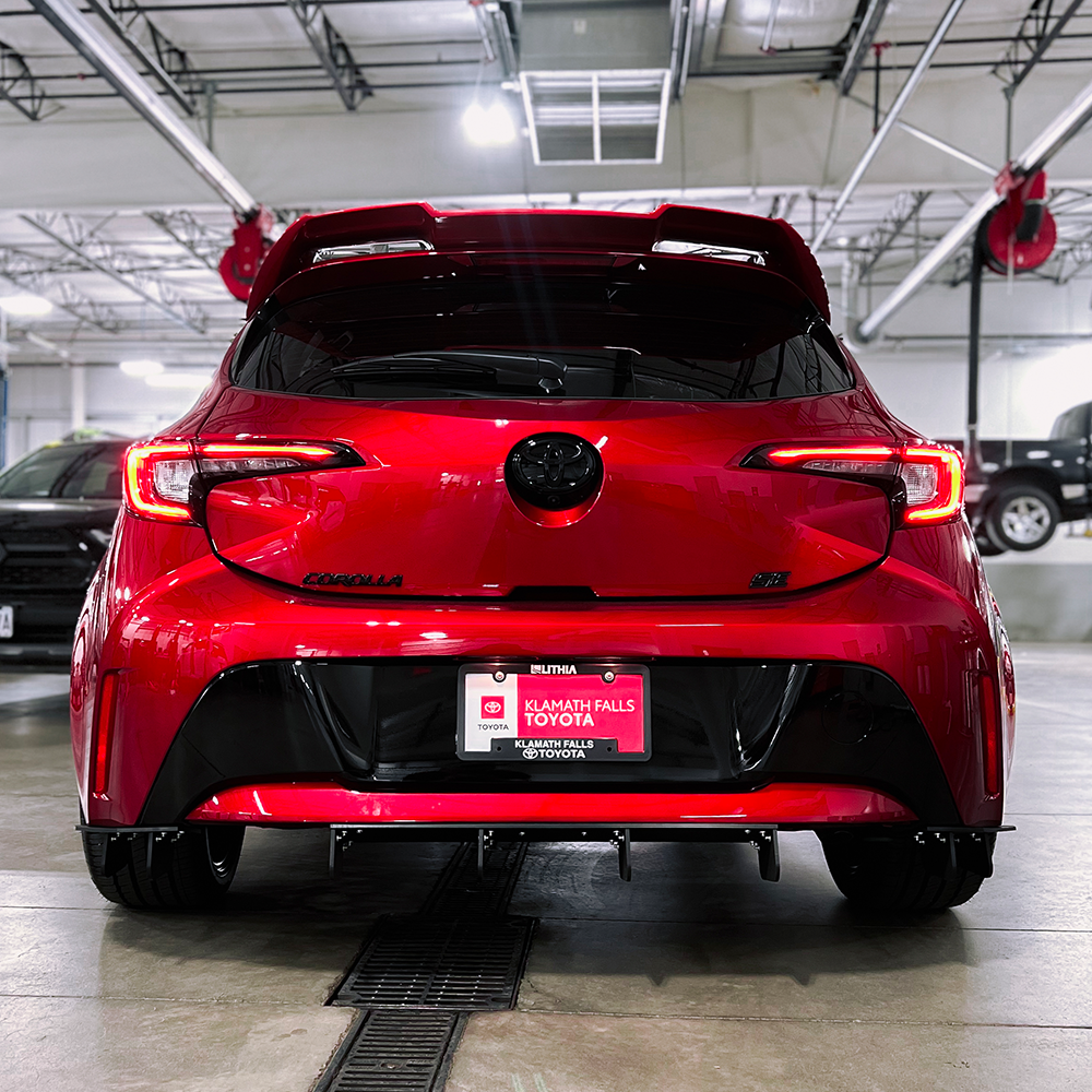 2020 corolla hatch rear diffuser