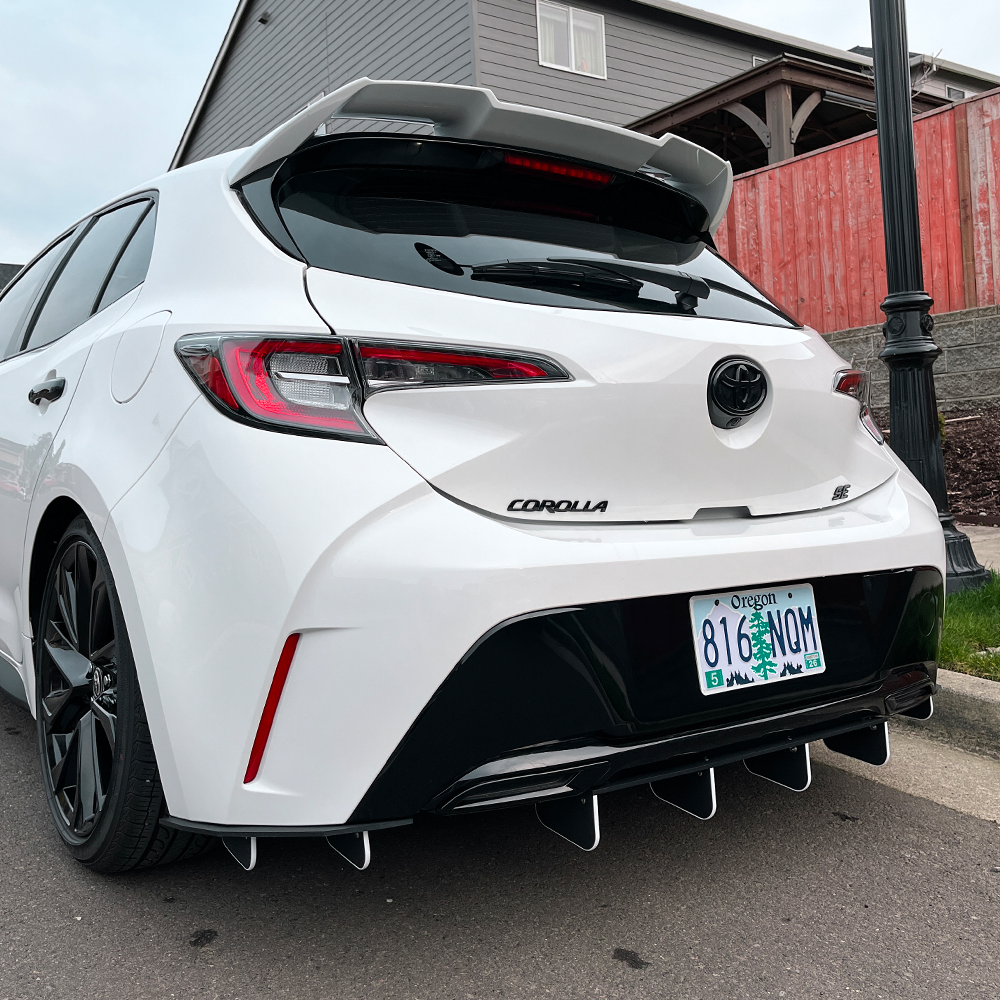 2023 corolla hatch rear diffuser